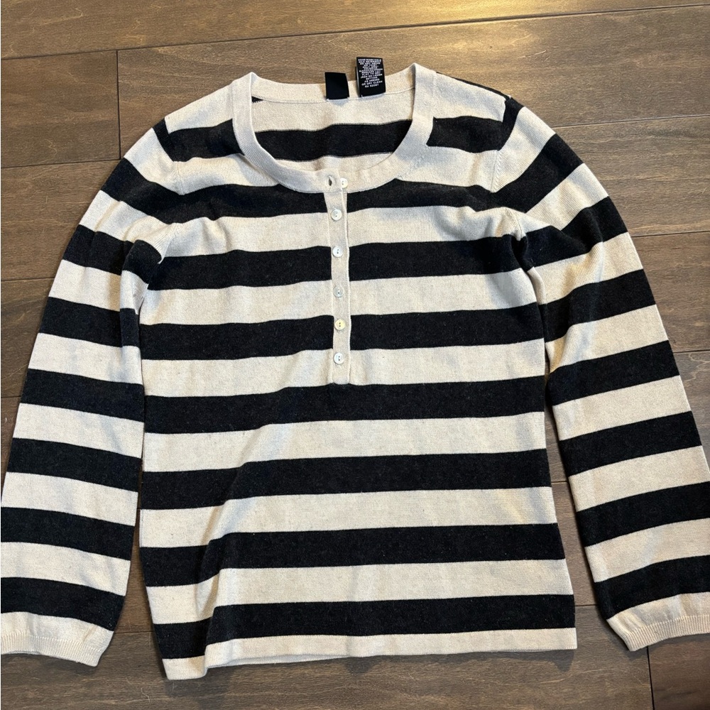 Sak’s Fifth Avenue silk/cashmere sweater sz med
